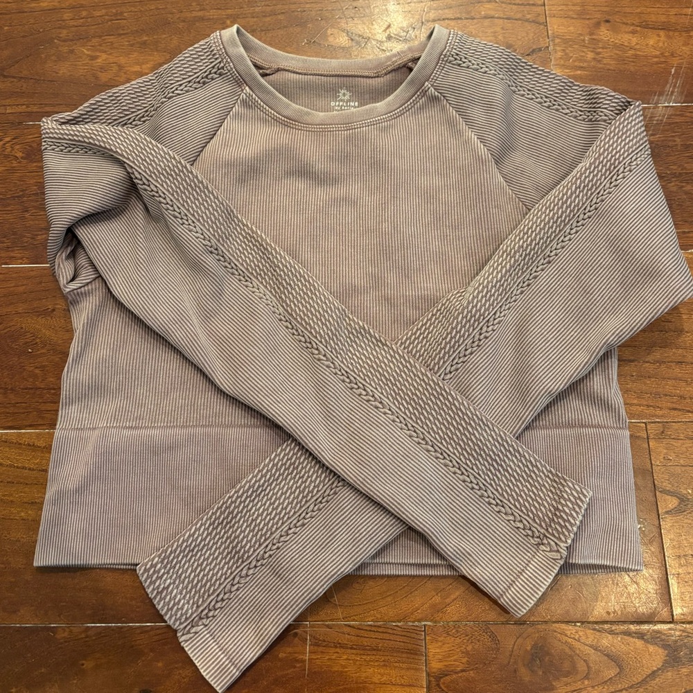 Aerie offline cropped long sleeve workout top